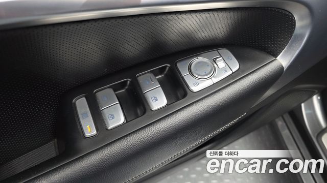Genesis G70 2.0T AWD Elite 2020 — фото 30