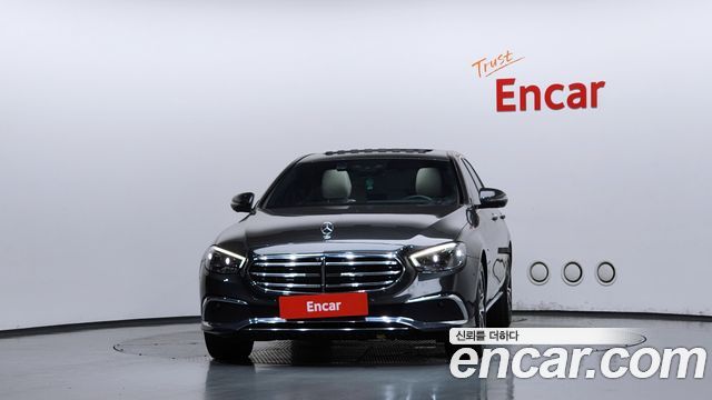 Mercedes-Benz E-Class (W213) E300e 4MATIC Exclusive 2021 — фото 3