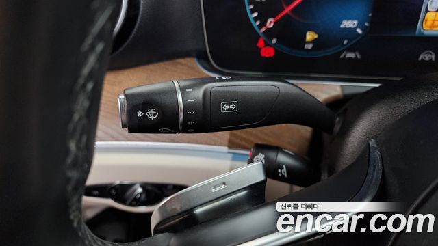 Mercedes-Benz E-Class (W213) E300e 4MATIC Exclusive 2021 — фото 15