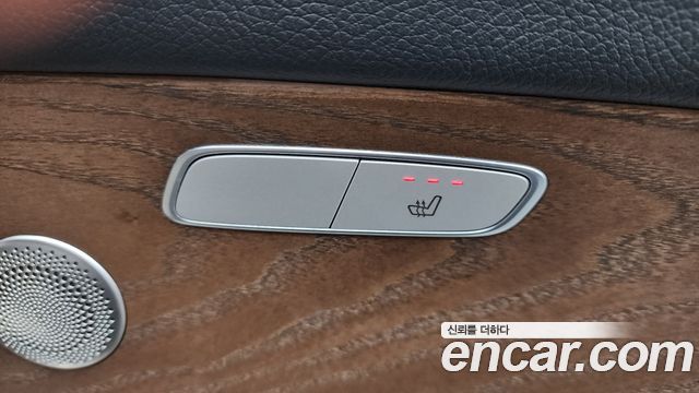 Mercedes-Benz E-Class (W213) E300e 4MATIC Exclusive 2021 — фото 19