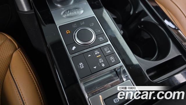 Land Rover Discovery 5 3.0 TD6 HSE Luxury 2018 — фото 14