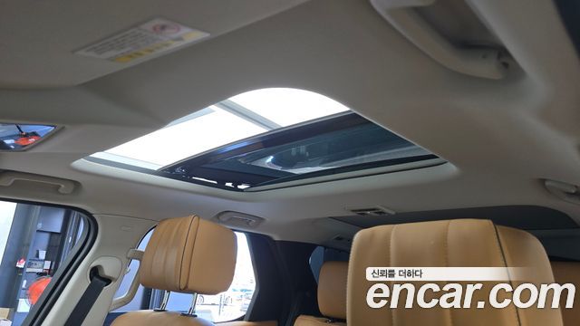 Land Rover Discovery 5 3.0 TD6 HSE Luxury 2018 — фото 20