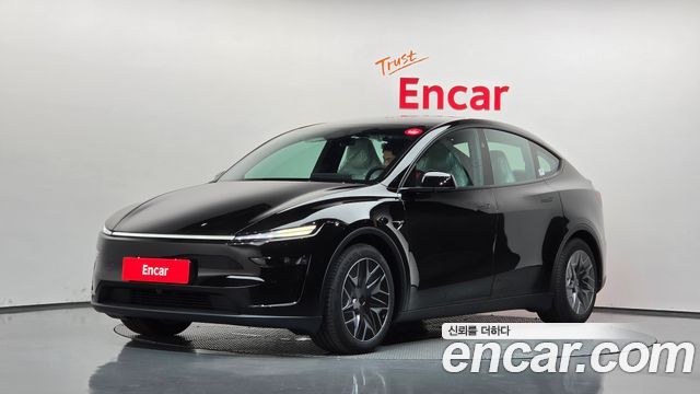 Tesla Model Y L Long Range AWD