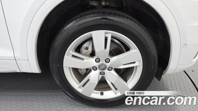 Audi Q5 (FY) 40 TDI Quattro Premium 2020 — фото 21