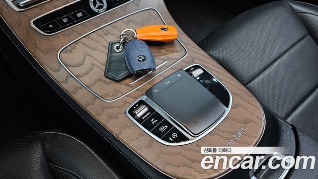 Mercedes-Benz E-Class (W213) E250 Exclusive 2021 — фото 18