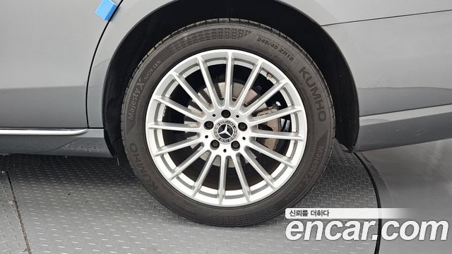 Mercedes-Benz E-Class (W213) E250 Exclusive 2021 — фото 21