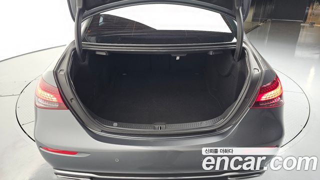 Mercedes-Benz E-Class (W213) E250 Exclusive 2021 — фото 36