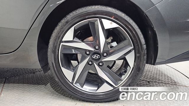Hyundai Avante (CN7) 1.6 Inspiration 2021 — фото 21
