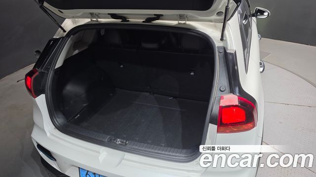 Kia Niro EV Taxi 2021 — фото 20