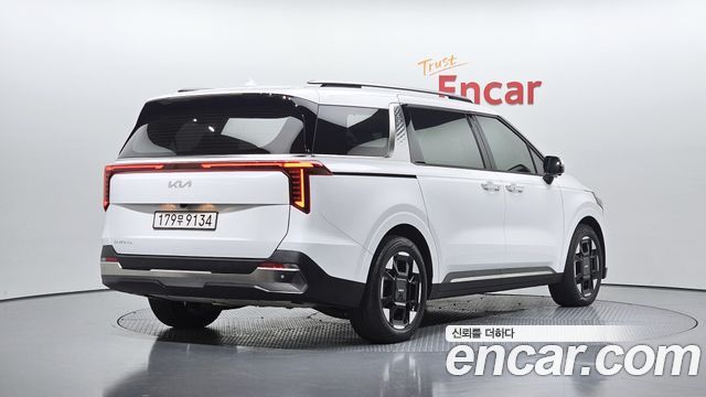 Kia Carnival (IV) Diesel 9-Seater Noblesse 2025 — фото 2