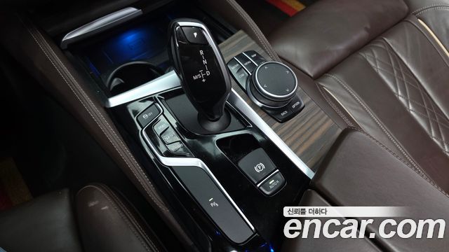 BMW 5 Series (G30) 520i M Sport 2020 — фото 9