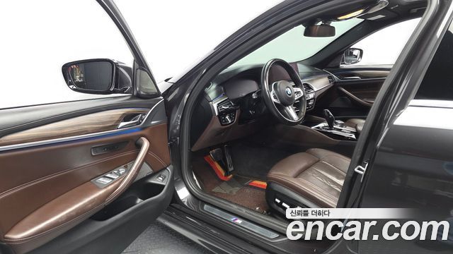 BMW 5 Series (G30) 520i M Sport 2020 — фото 10