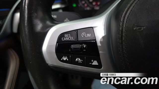 BMW 5 Series (G30) 520i M Sport 2020 — фото 17