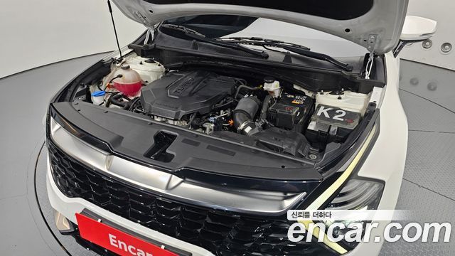 Kia Sportage (V) Diesel 2.0 2WD Nobleless 2023 — фото 6