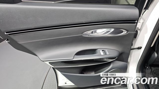 Genesis GV70 2.5T Gasoline 2WD 2023 — фото 25