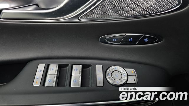Genesis GV70 2.5T Gasoline 2WD 2023 — фото 29