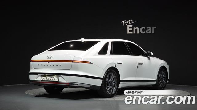 Hyundai Grandeur (GN7) 3.5 LPG 2WD Exclusive 2023 — фото 2