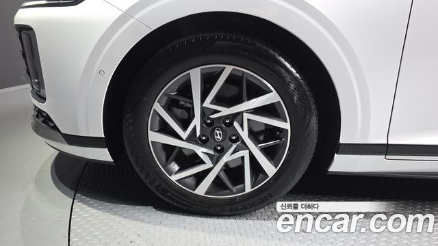 Hyundai Grandeur (GN7) 3.5 LPG 2WD Exclusive 2023 — фото 5