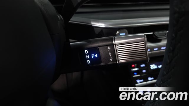 Hyundai Grandeur (GN7) 3.5 LPG 2WD Exclusive 2023 — фото 9