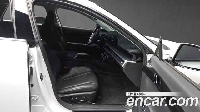 Hyundai Grandeur (GN7) 3.5 LPG 2WD Exclusive 2023 — фото 11