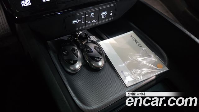 Hyundai Grandeur (GN7) 3.5 LPG 2WD Exclusive 2023 — фото 18