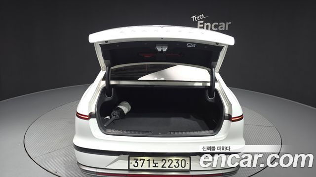 Hyundai Grandeur (GN7) 3.5 LPG 2WD Exclusive 2023 — фото 20