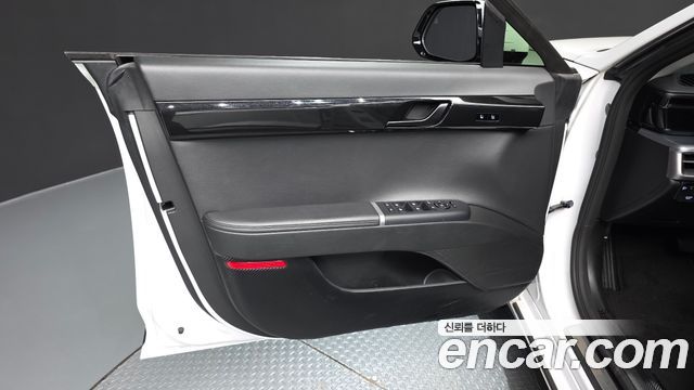 Hyundai Grandeur (GN7) 3.5 LPG 2WD Exclusive 2023 — фото 24