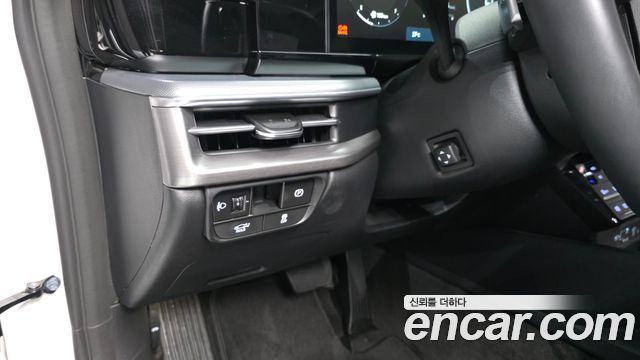 Hyundai Grandeur (GN7) 3.5 LPG 2WD Exclusive 2023 — фото 27