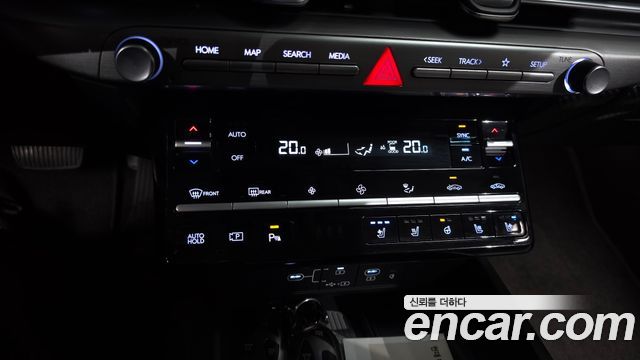 Hyundai Grandeur (GN7) 3.5 LPG 2WD Exclusive 2023 — фото 31