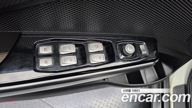 KG Mobility (SsangYong) Tivoli Air 1.6 IX 2WD 2018 — фото 17
