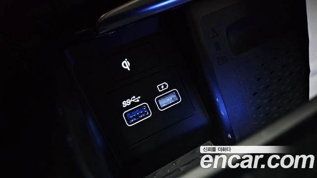 Genesis GV80 3.0 Diesel 2WD 2022 — фото 13