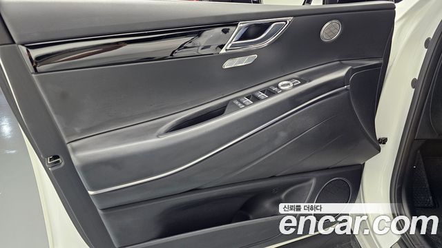 Genesis GV80 3.0 Diesel 2WD 2022 — фото 24
