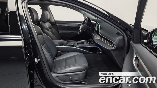 Hyundai Grandeur (IG) 2.5 Premium 2022 — фото 11