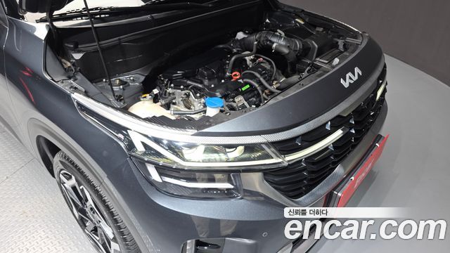 Kia Seltos Gasoline 1.6 Turbo 2WD Signature 2023 — фото 6