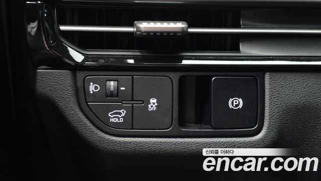 Kia Sportage (V) Gasoline 1.6 Turbo 2WD Noblesse 2025 — фото 18
