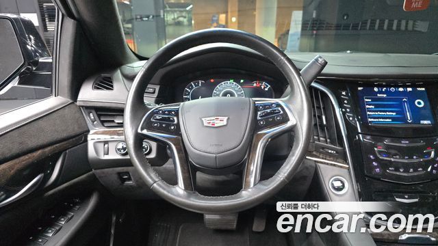 Cadillac Escalade 6.2 ESV 4th 2016 — фото 13