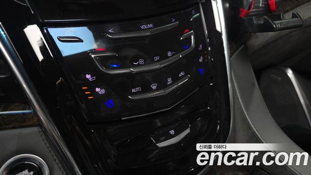 Cadillac Escalade 6.2 ESV 4th 2016 — фото 18
