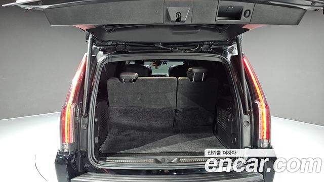 Cadillac Escalade 6.2 ESV 4th 2016 — фото 20