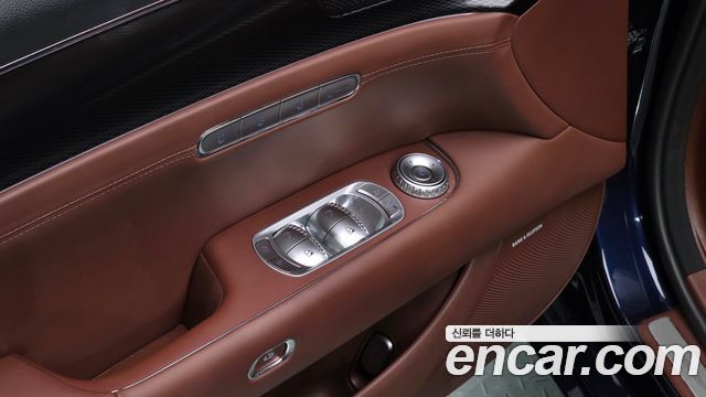 Genesis G90 (RS4) Gasoline 3.5 Turbo 2WD 2023 — фото 16
