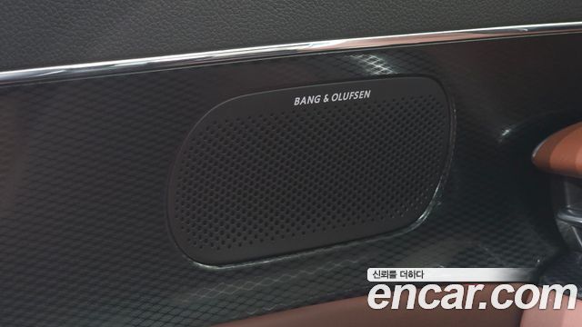 Genesis G90 (RS4) Gasoline 3.5 Turbo 2WD 2023 — фото 33