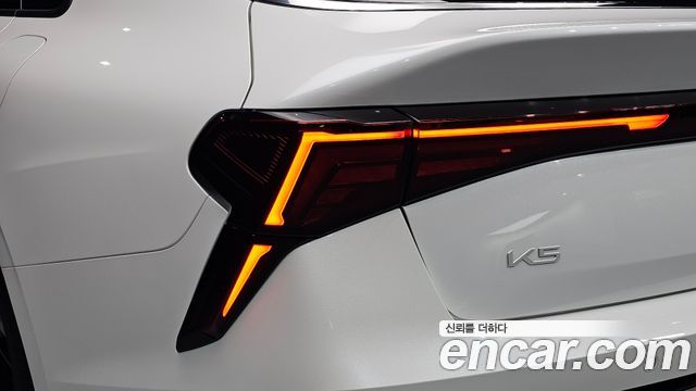 Kia K5 Hybrid (III) Signature 2025 — фото 29