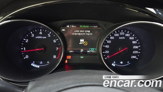 Kia Carnival Gasoline 9-Seater Noblesse Special 2019 — фото 8