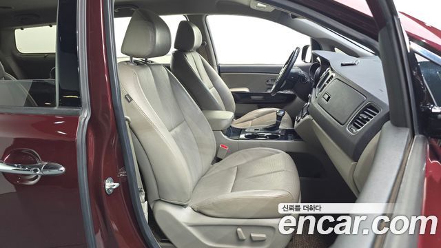 Kia Carnival Gasoline 9-Seater Noblesse Special 2019 — фото 12