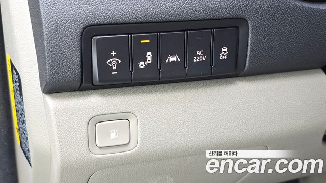 Kia Carnival Gasoline 9-Seater Noblesse Special 2019 — фото 15
