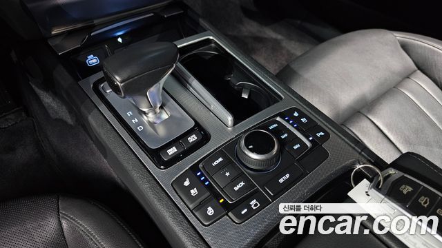 Genesis G80 3.3 GDI AWD Premium Luxury 2019 — фото 9