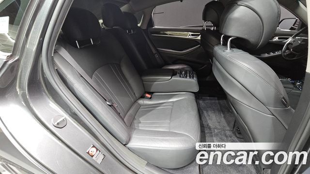 Genesis G80 3.3 GDI AWD Premium Luxury 2019 — фото 12