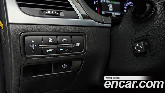 Genesis G80 3.3 GDI AWD Premium Luxury 2019 — фото 17
