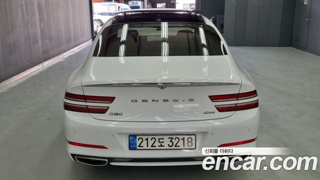 Genesis G80 (RG3) Gasoline 2.5 Turbo AWD 2022 — фото 4
