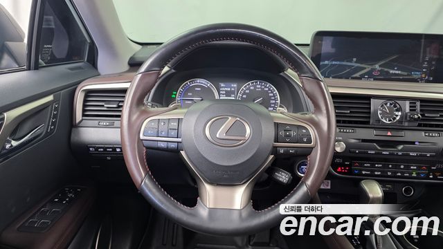 Lexus RX450hL (IV) Luxury Plus 2021 — фото 13