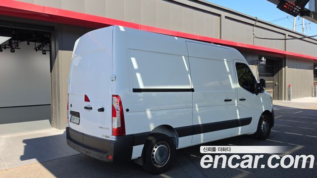Renault Korea Master 2.3 Van L 2022 — фото 2